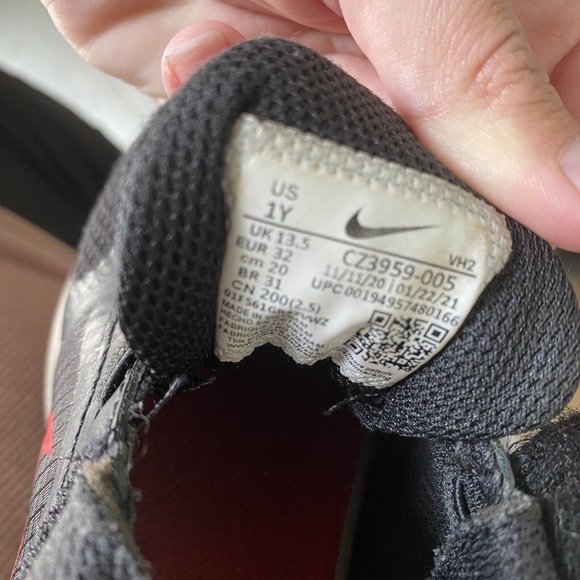 Nike Big Kids Downshifter 11 Psv Black/White/Red Running Shoes CZ3959-005 Size 1 - Picture 9 of 9